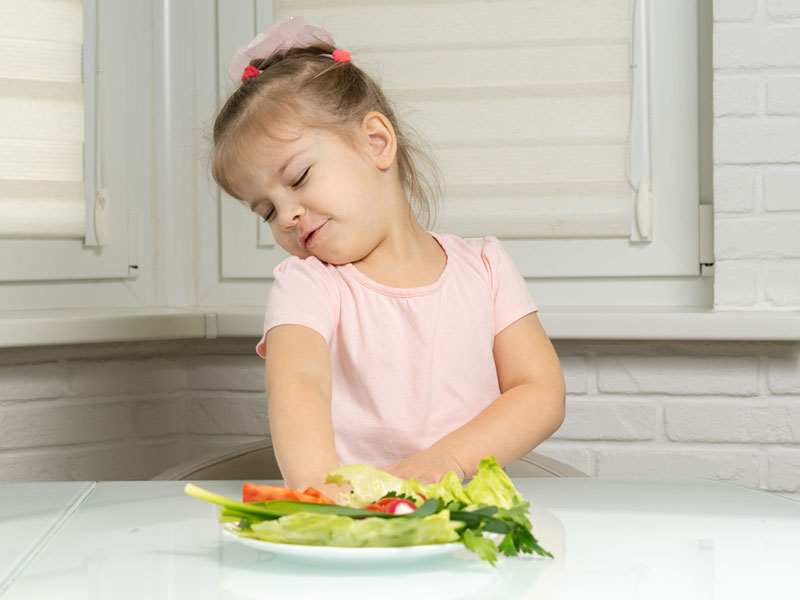 غذا نخوردن کودک زیر 7 سال