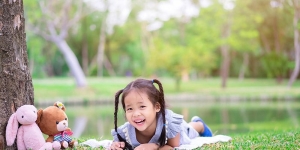 خاله بازی | بهترین روش آموزش مهارت های زندگی به کودکان