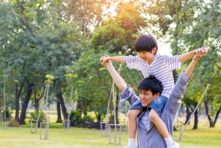 10 راز تربیت پسران که والدین باید بدانند