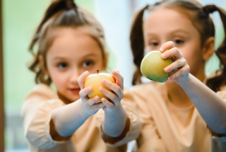5 ماده غذایی برتر برای رشد و تقویت کودکان